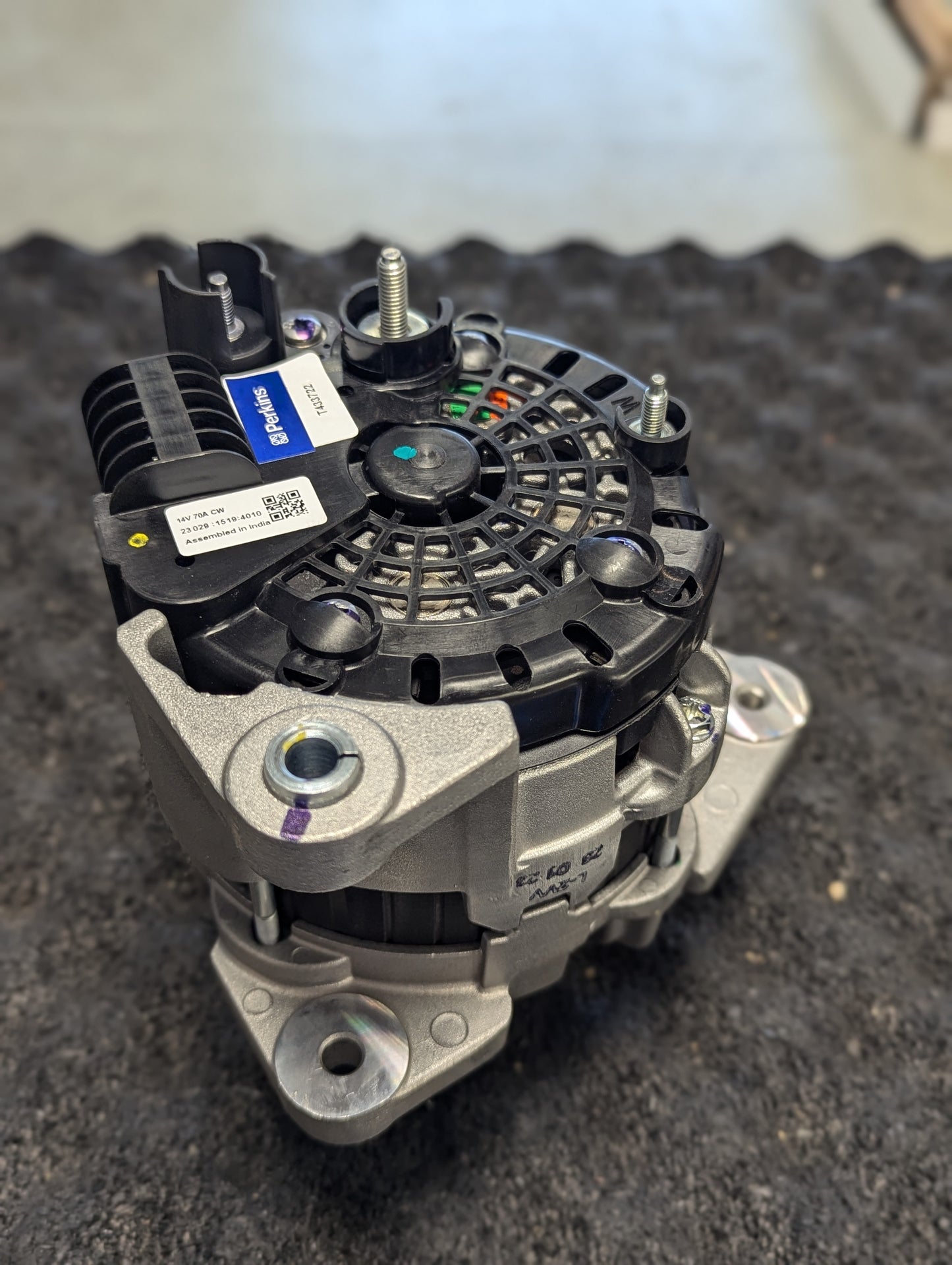 Perkins Alternator (12V)