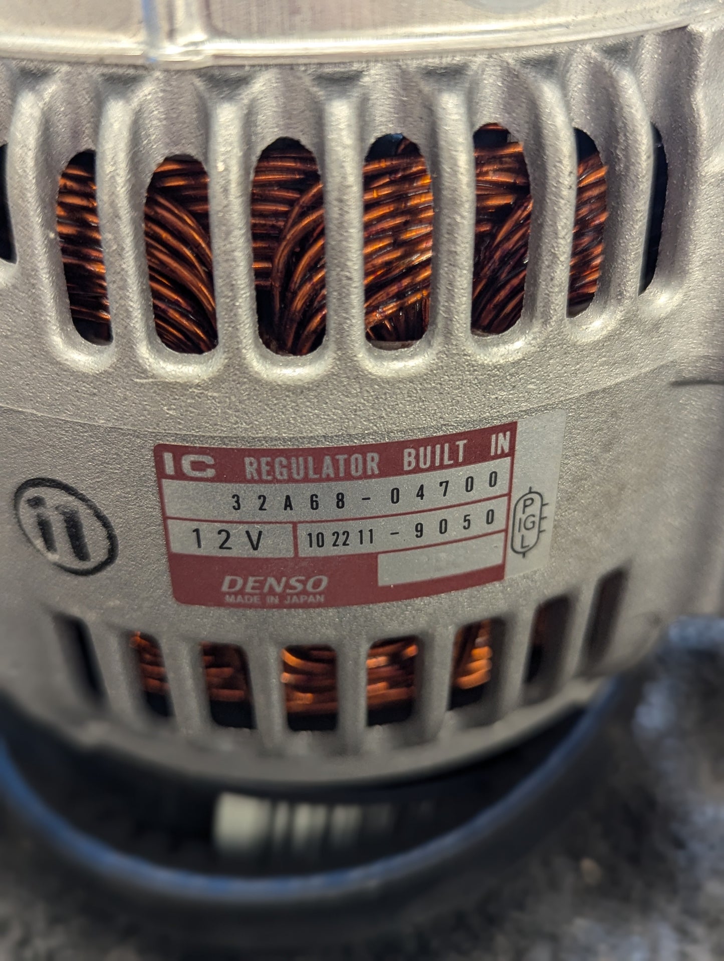 Denso Alternator 12V