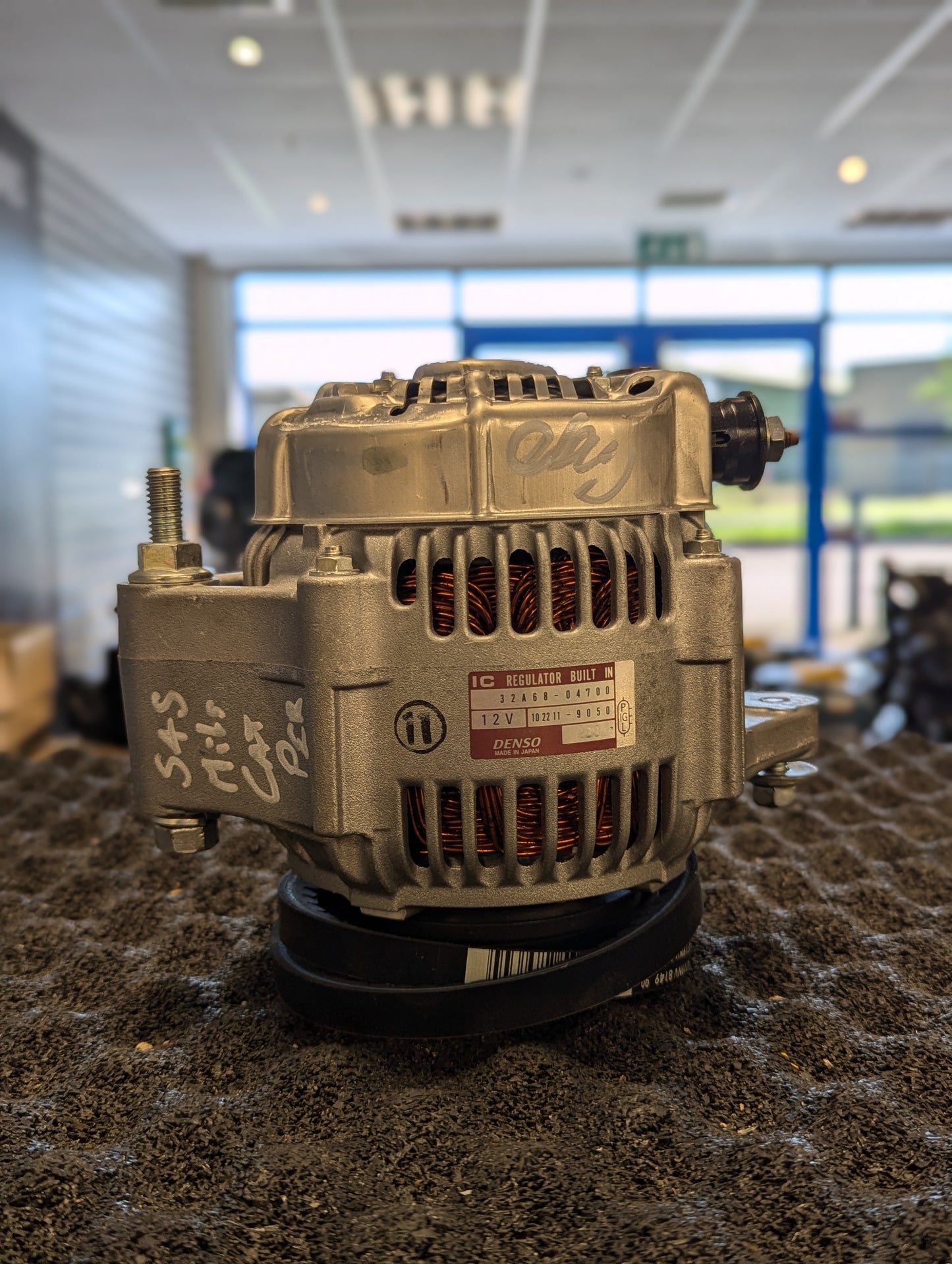 Denso Alternator 12V