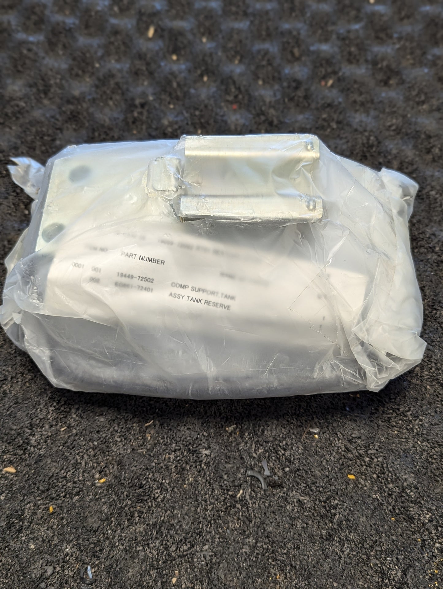 Kubota Tank Kit 1905972092