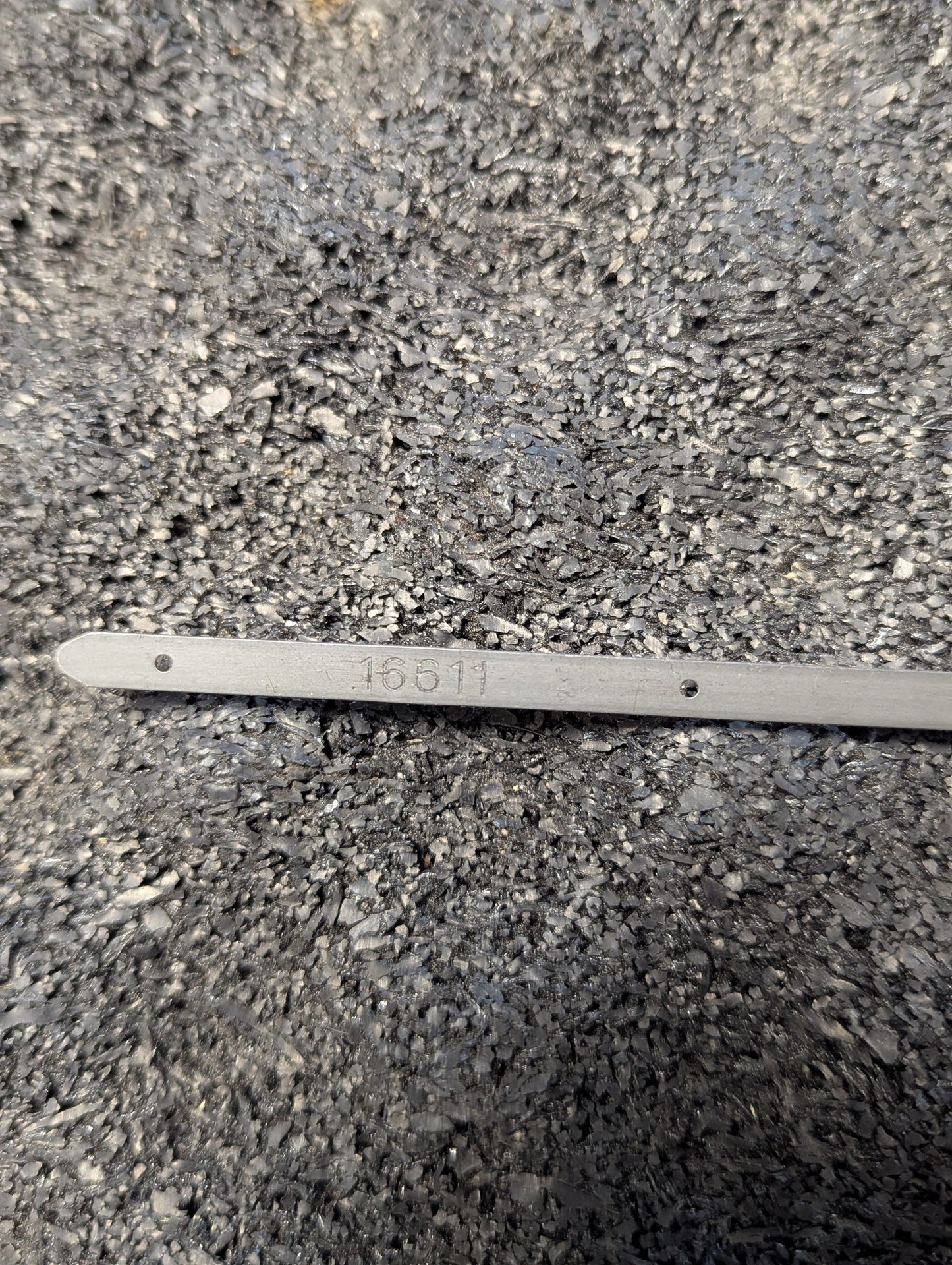 Kubota Dipstick 16611