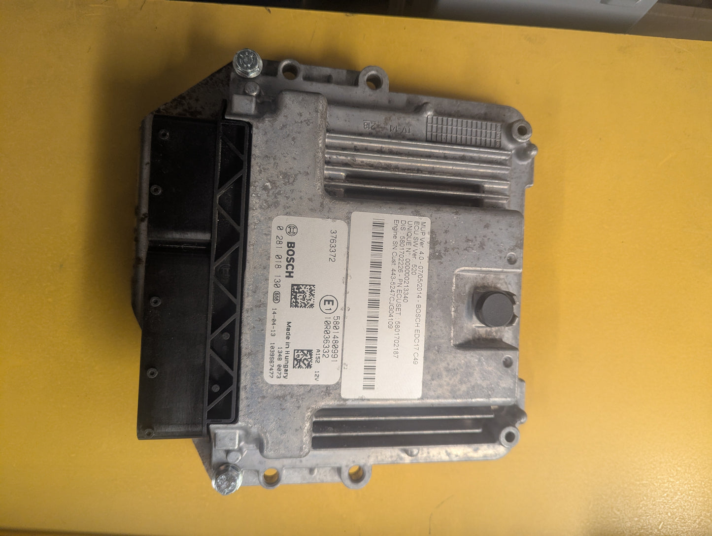 Bosch/CAT ECU 3763372