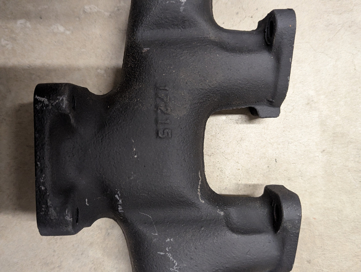 Kubota Manifold 12215
