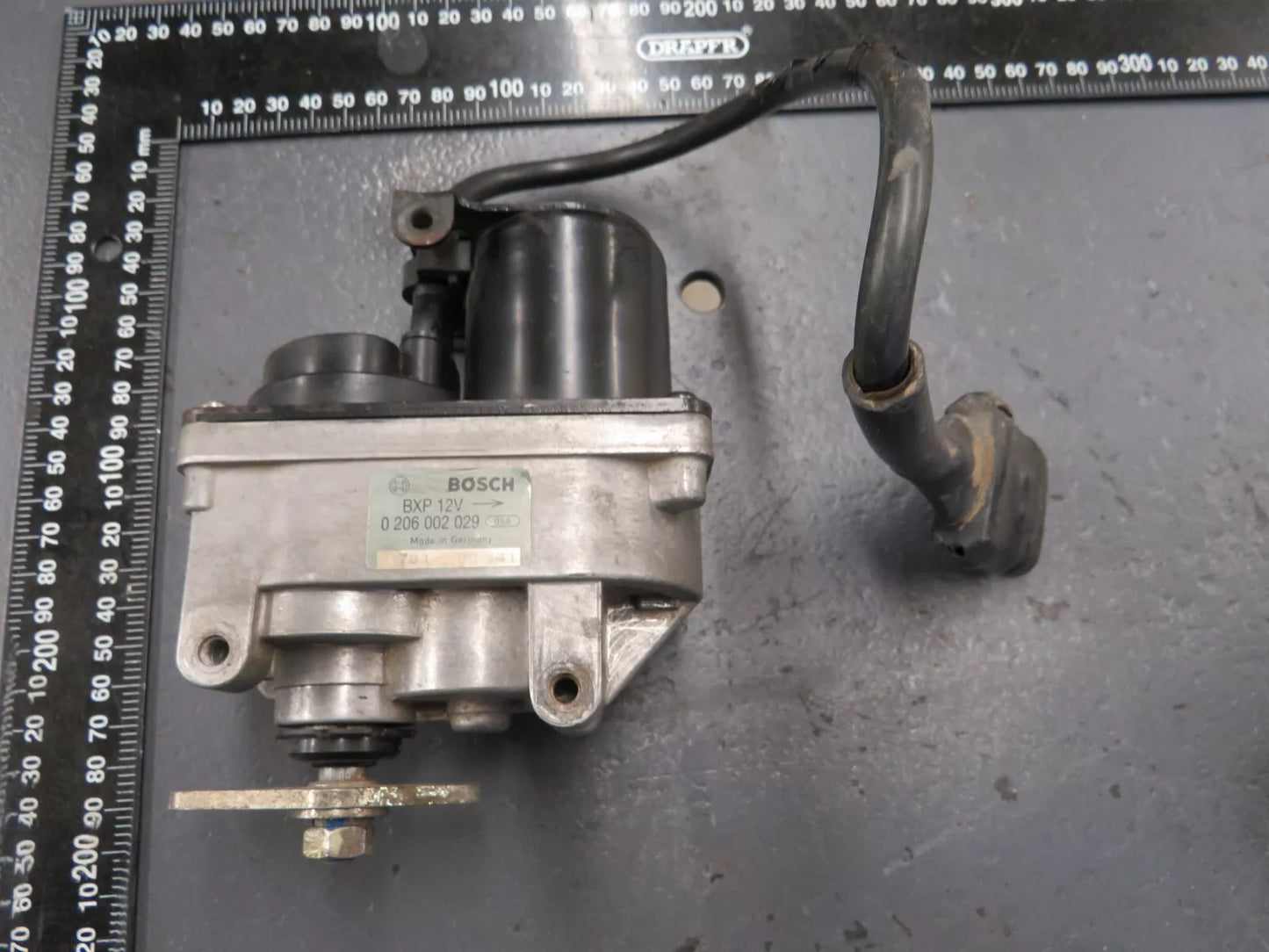 Bosch throttle actuator 12v