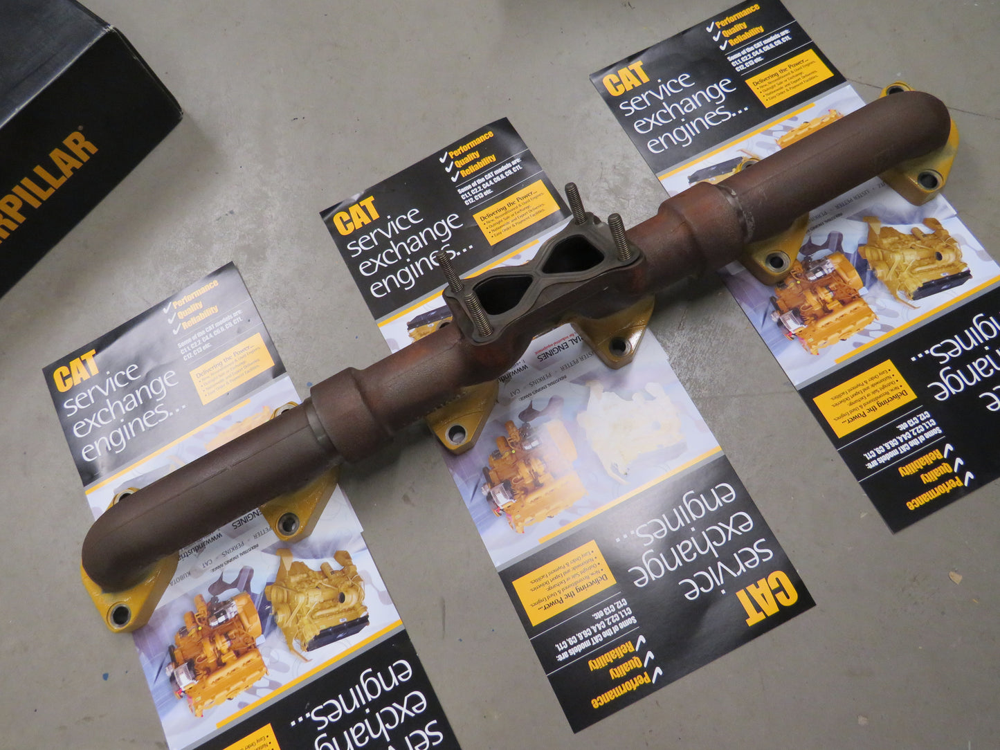 Cat Caterpillar C13 exhaust manifold New/removed. 2x 231-9030-02 & 1x 247-2834-03