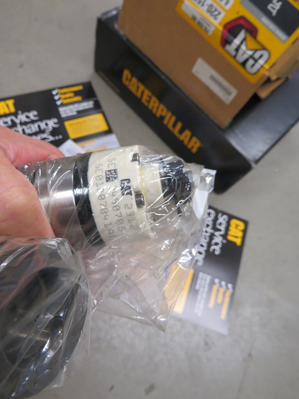 CAT C13 /C11 /INJECTORS PART NUMBER 249-0705 / SE0180703