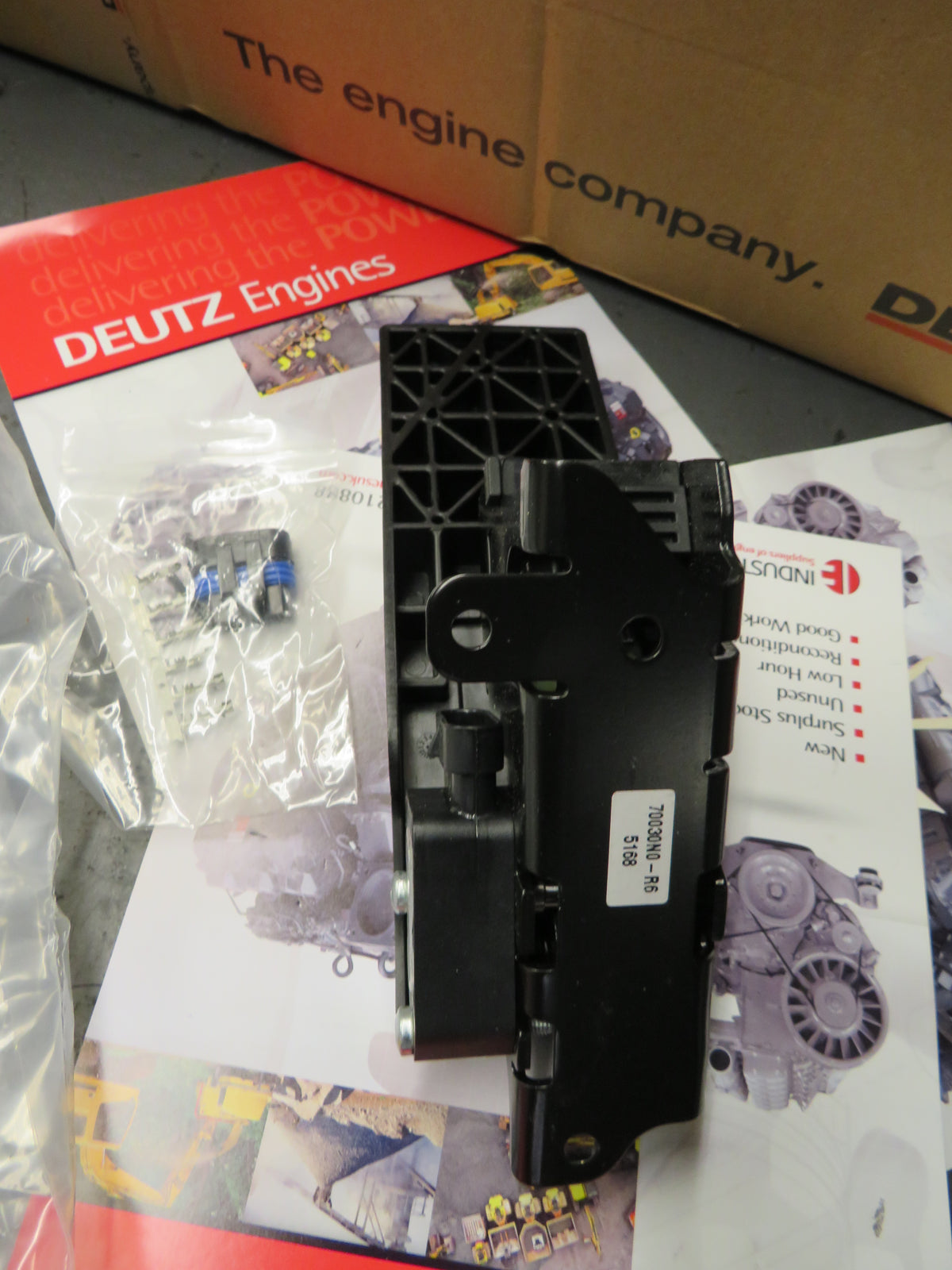 Deutz Gas-pedal Throttle Pedal 04407649 TCD 3.6 2.9 4.1