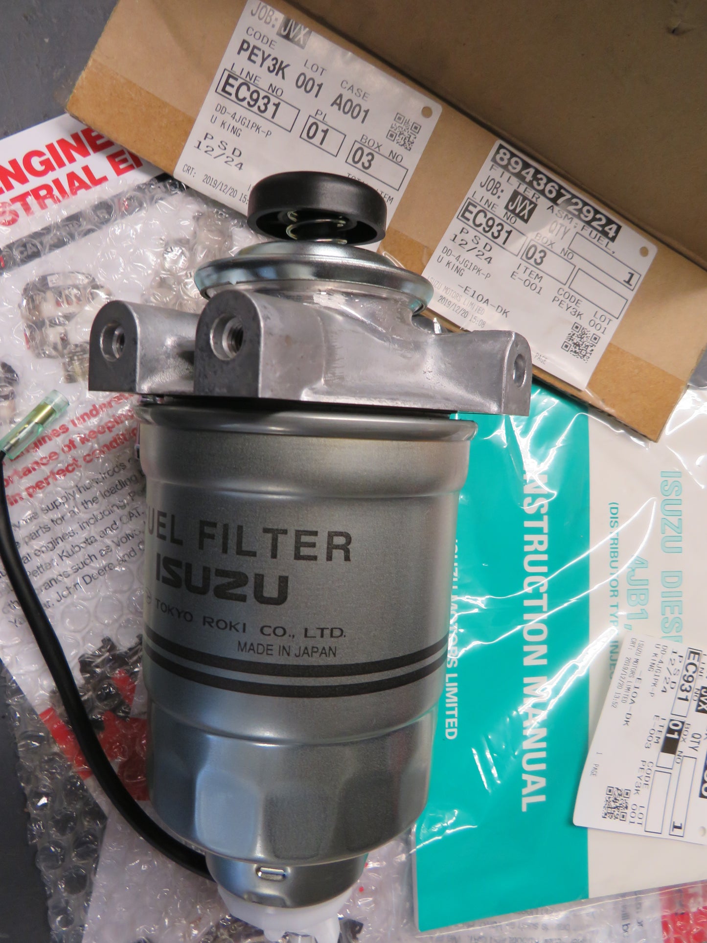 Isuzu 4JB1T 4JG1 4LE1 4LE2 Fuel Filter & primer 8943672924
