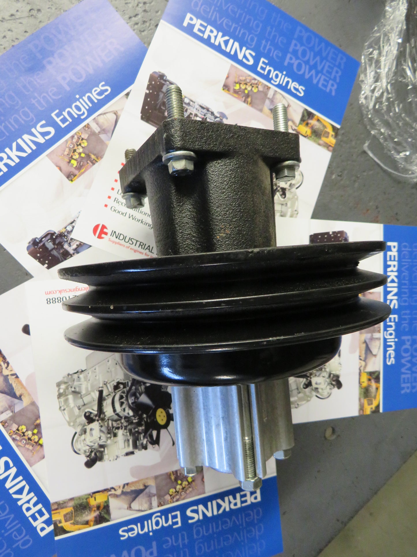 Perkins NL 1104 fan tower/pillar mount with pulley & fan extension