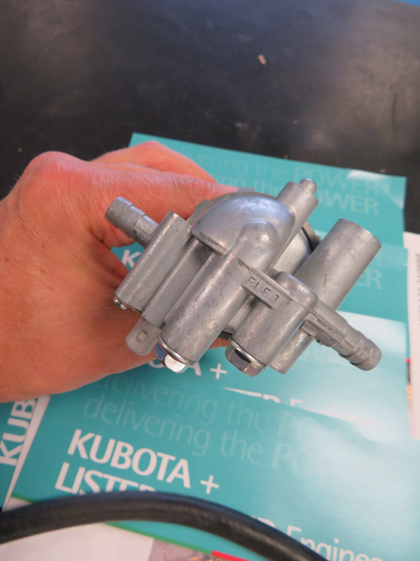 Kubota fuel filter separator 1G313-43010 & 15393-43017