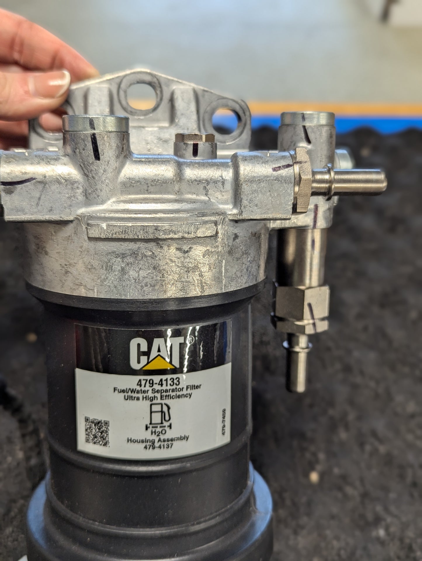 CAT Fuel Filter Assembly