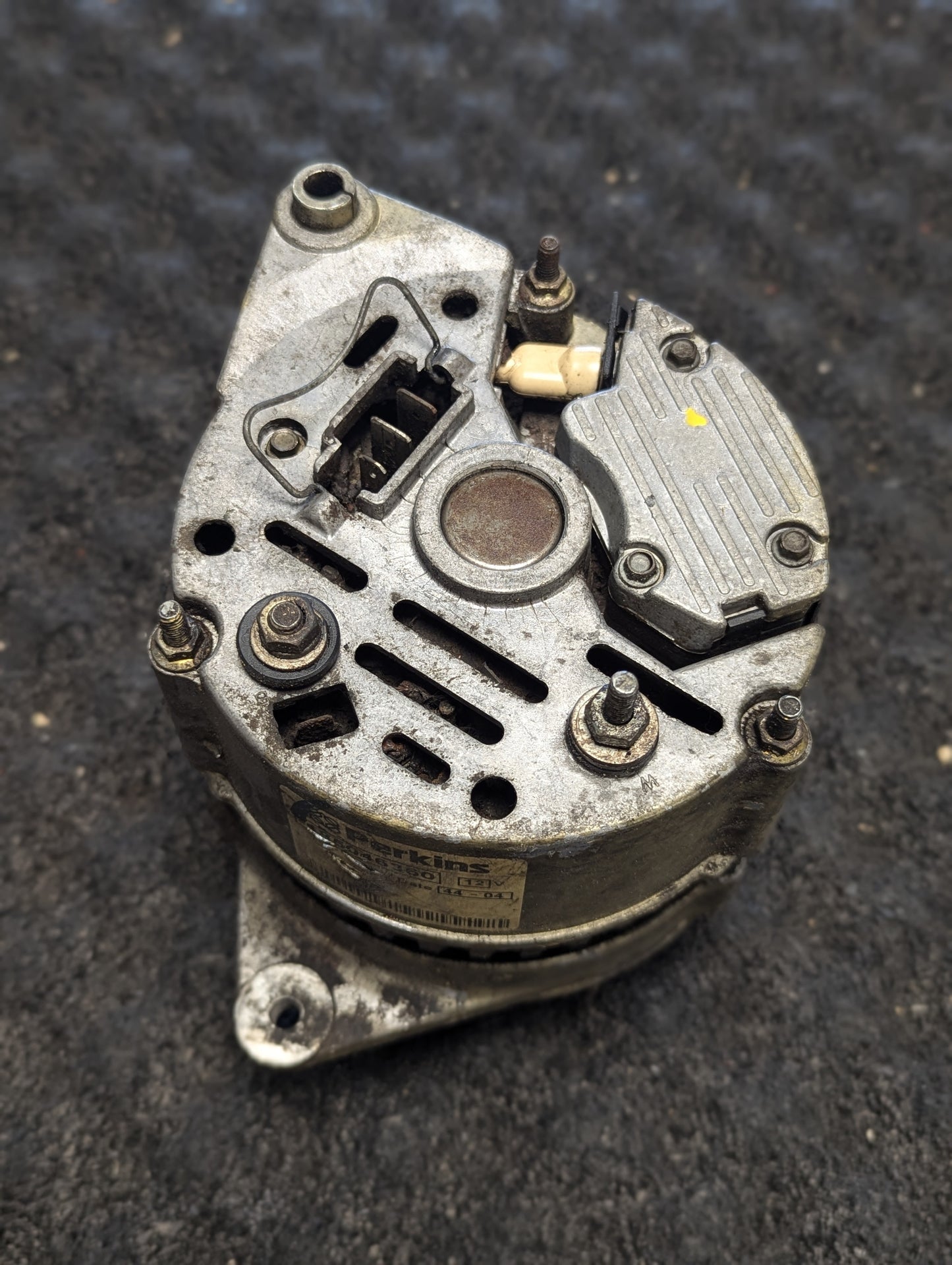 Perkins Alternator (12V) 185046360