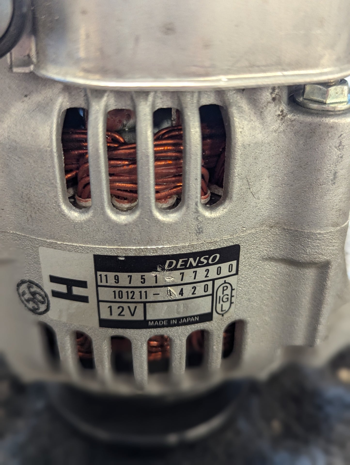 Denso Alternator 12V 1012111420