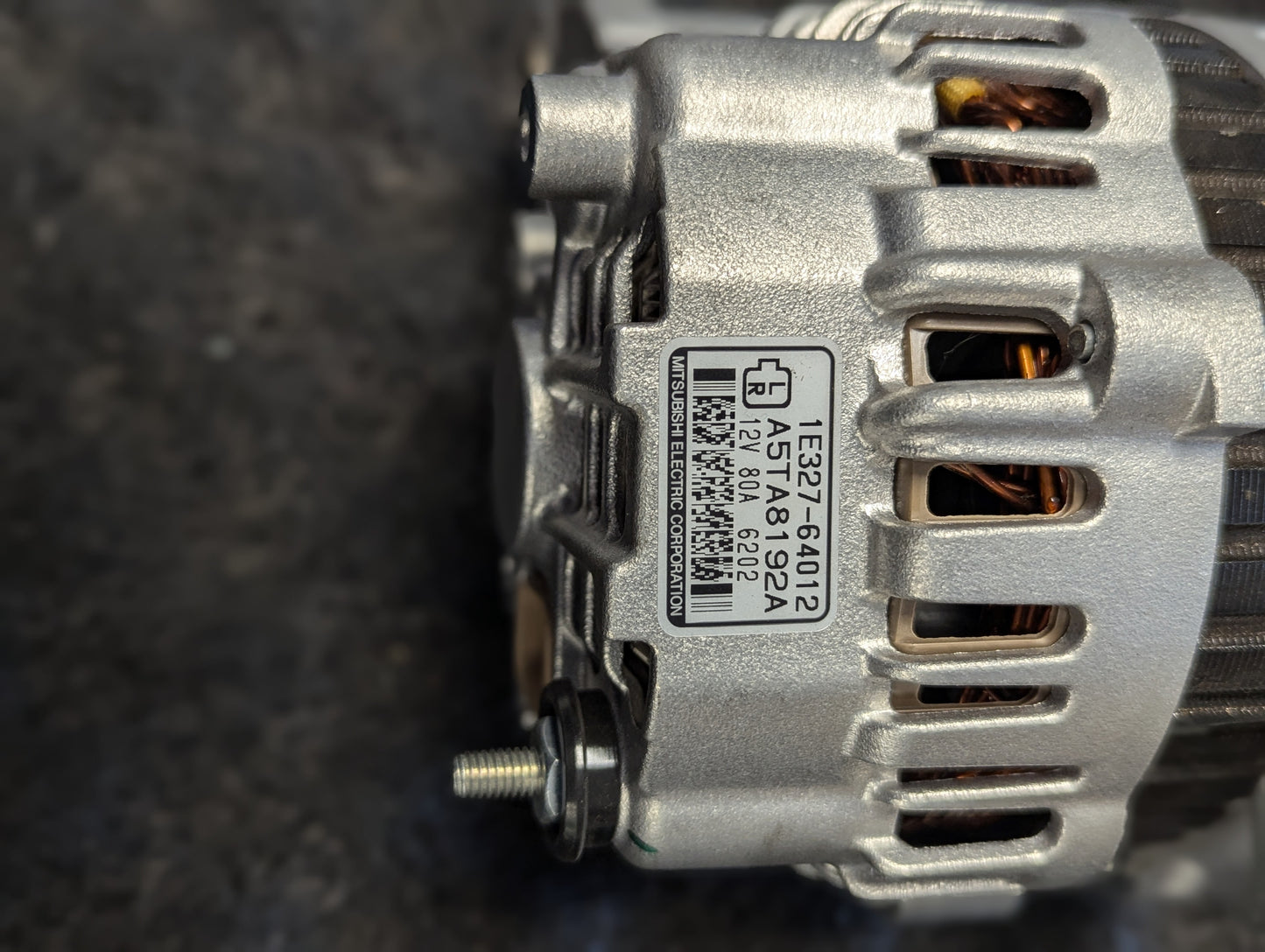 Mitsubishi Alternator 12V 1E32764012