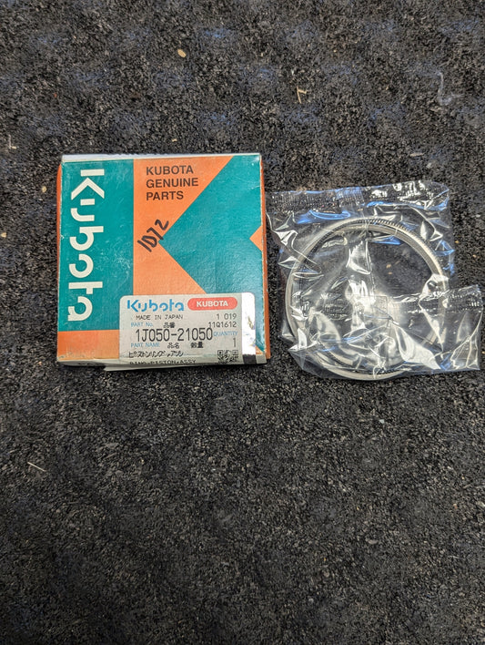 Kubota Piston Ring Assy 1J050-21050