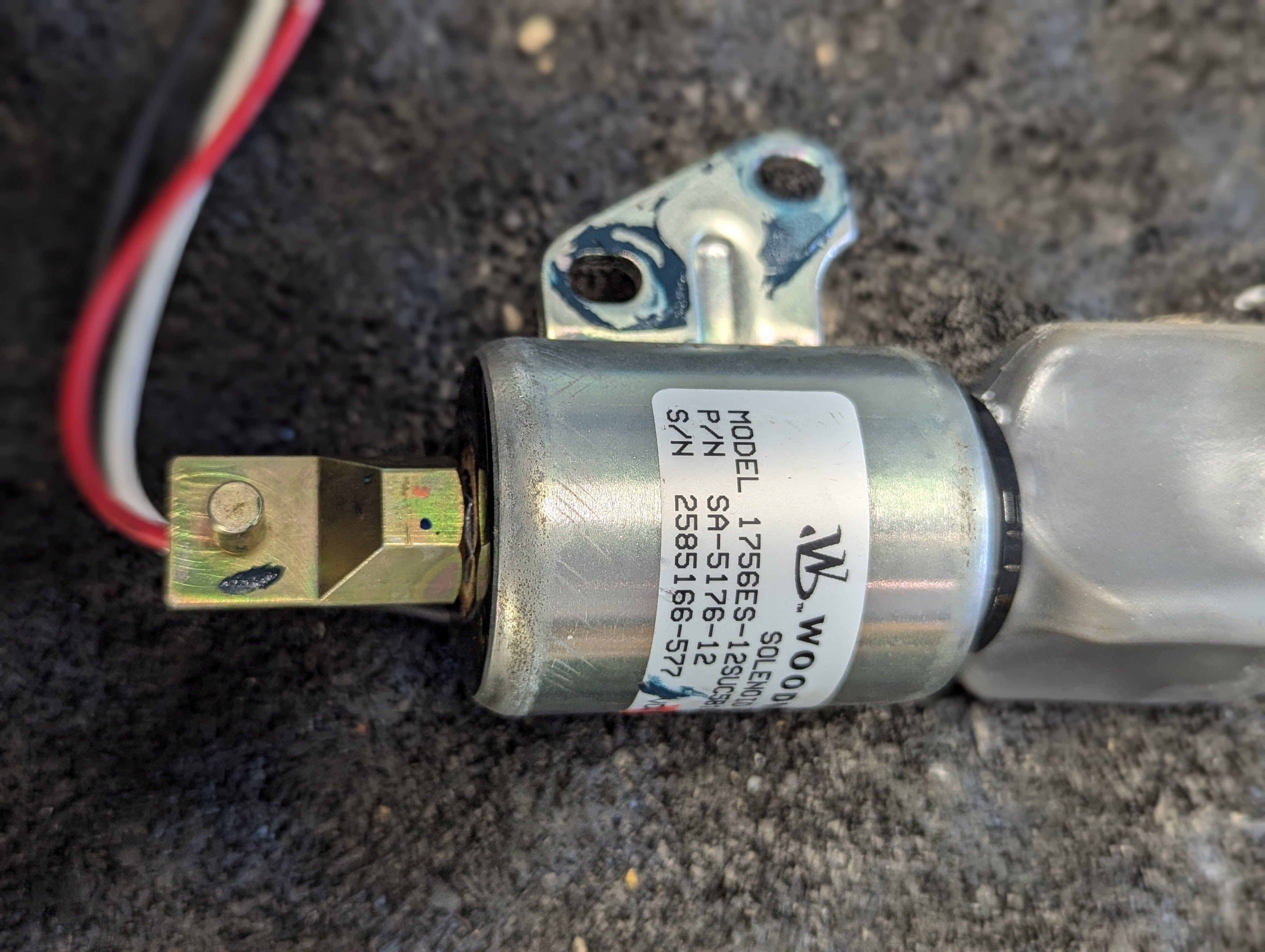Woodward Solenoid SA-5176-12 – Industrial Engines Shop