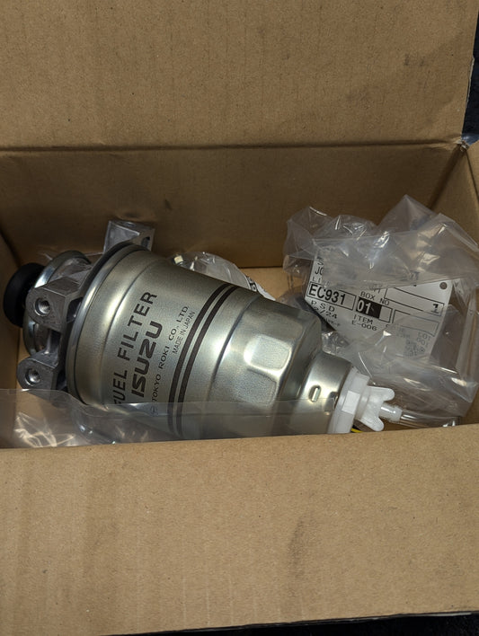 Isuzu Fuel Filter Assembly