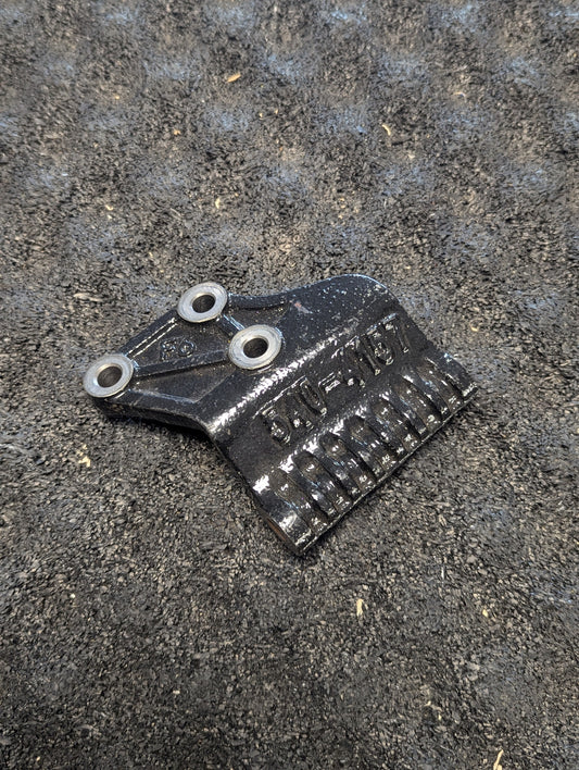 CAT Alternator Bracket 5404157