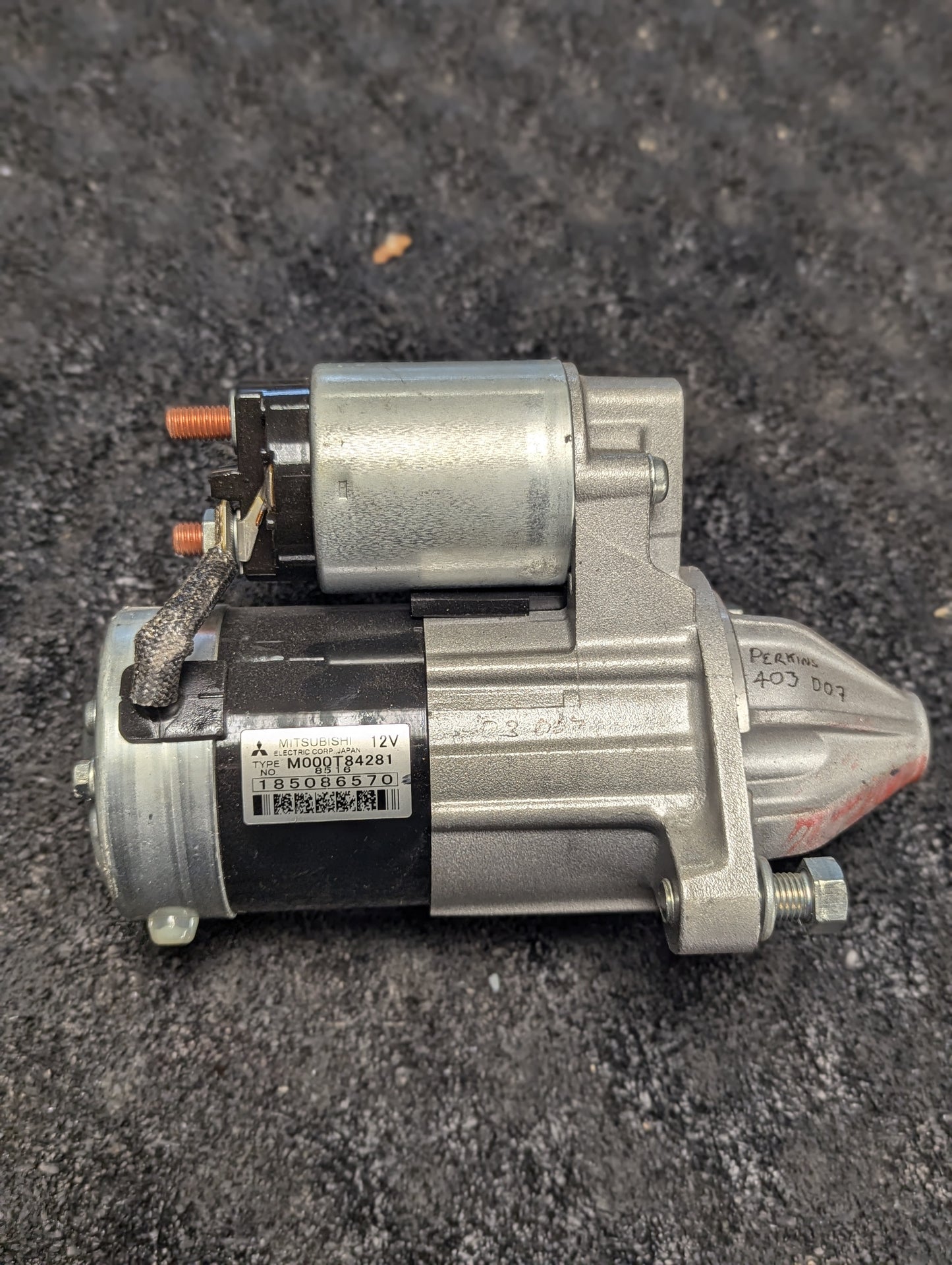 Hitachi 12V Starter Motor 185086321