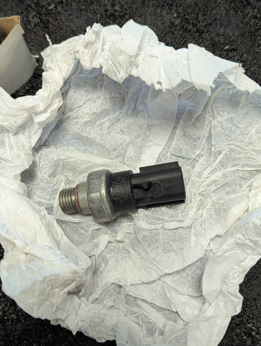 Cummins Oil Pressure Switch Sensor 4076930